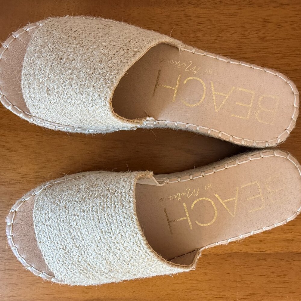 Beach by Matisse Del Mar Sandals Size 8 Natural Raffia Platform Slides